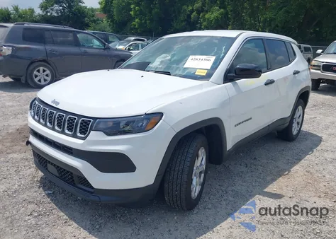 2024 Jeep Compass Sport 4X4 из США, поврежденный, VIN 3C4NJDAN4RT166395